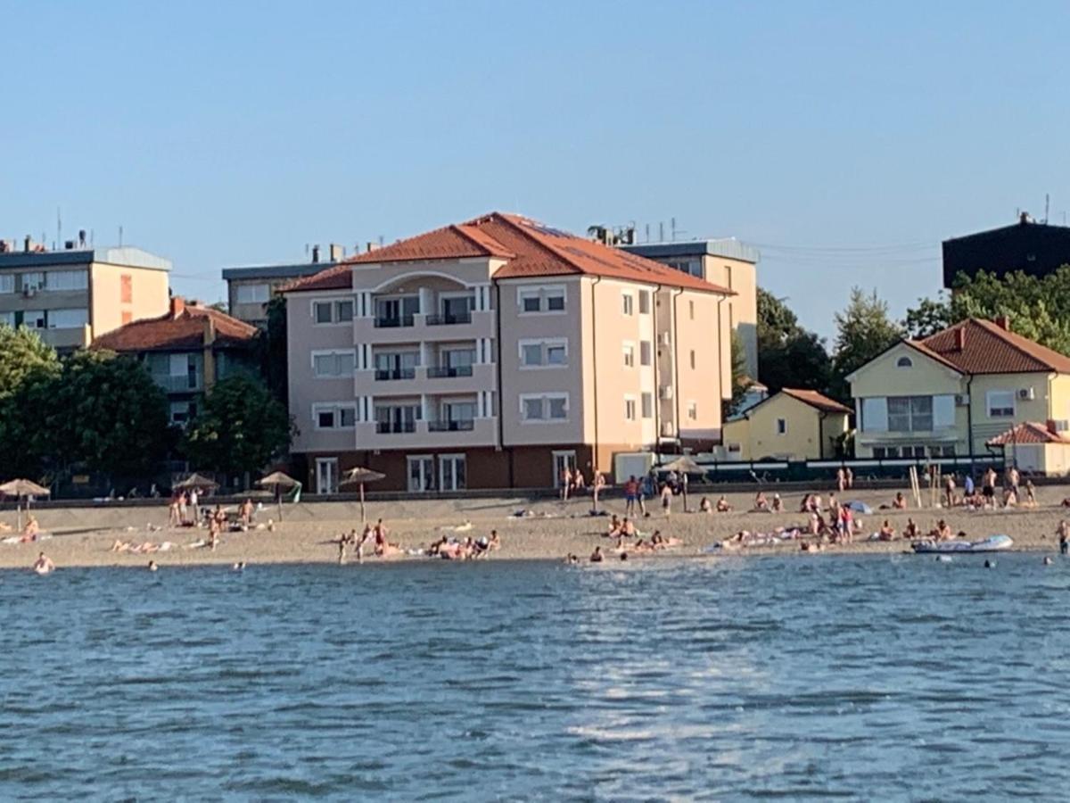 Danubiana Apartments 5 Kladovo Eksteriør billede